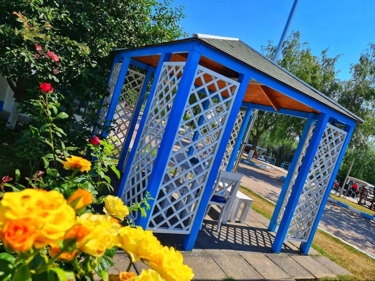 فندق Casa Pescarilor Lunca  المظهر الخارجي الصورة